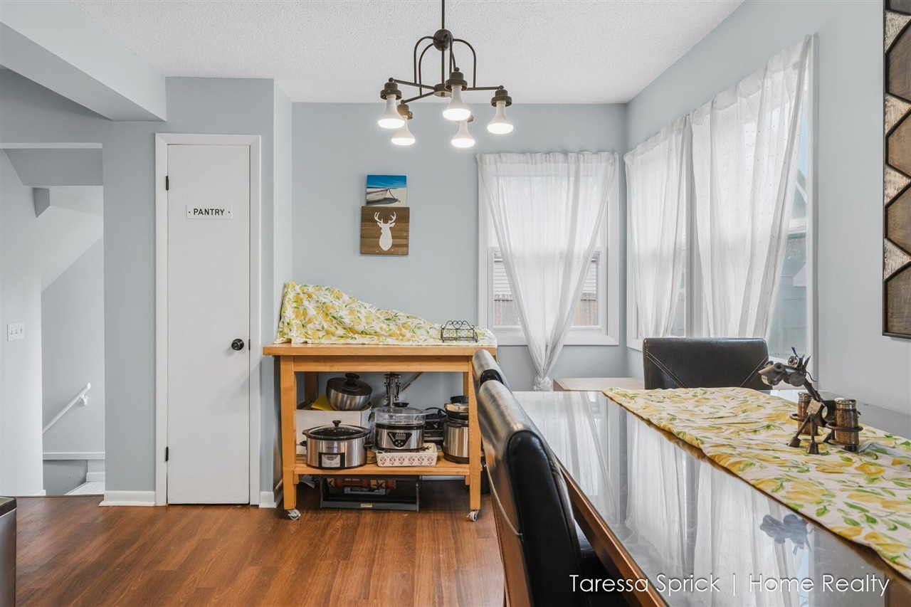 112 Cambridge Avenue, Holland, MI, 49423