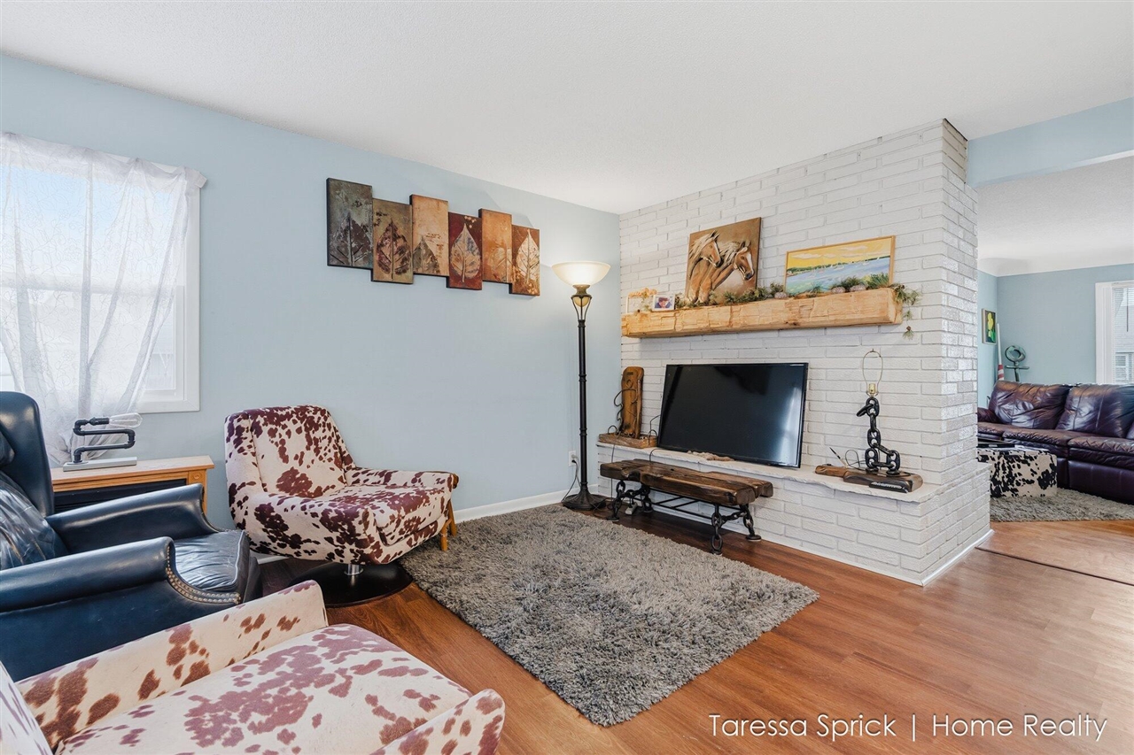 112 Cambridge Avenue, Holland, MI, 49423