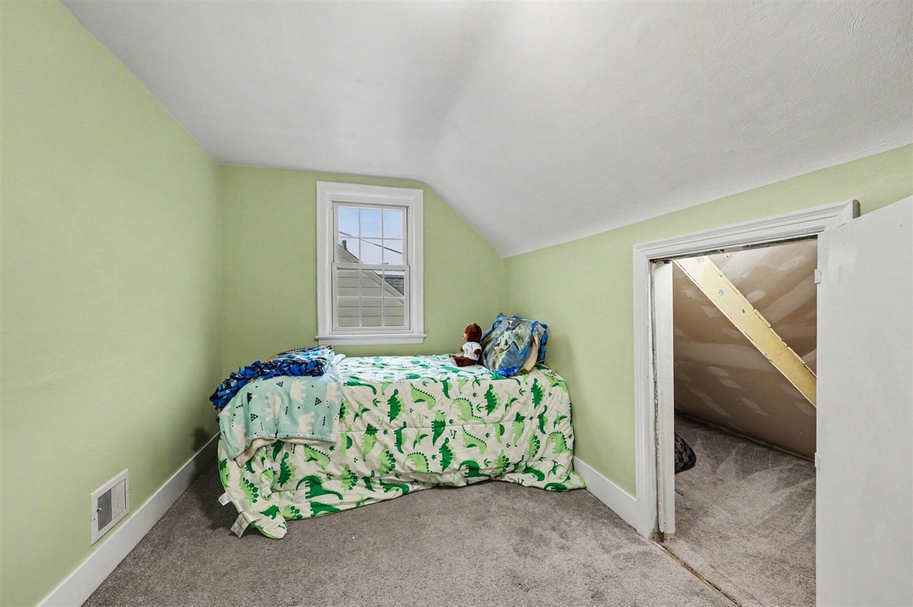 1945 Galewood Avenue, Wyoming, MI, 49509-1409