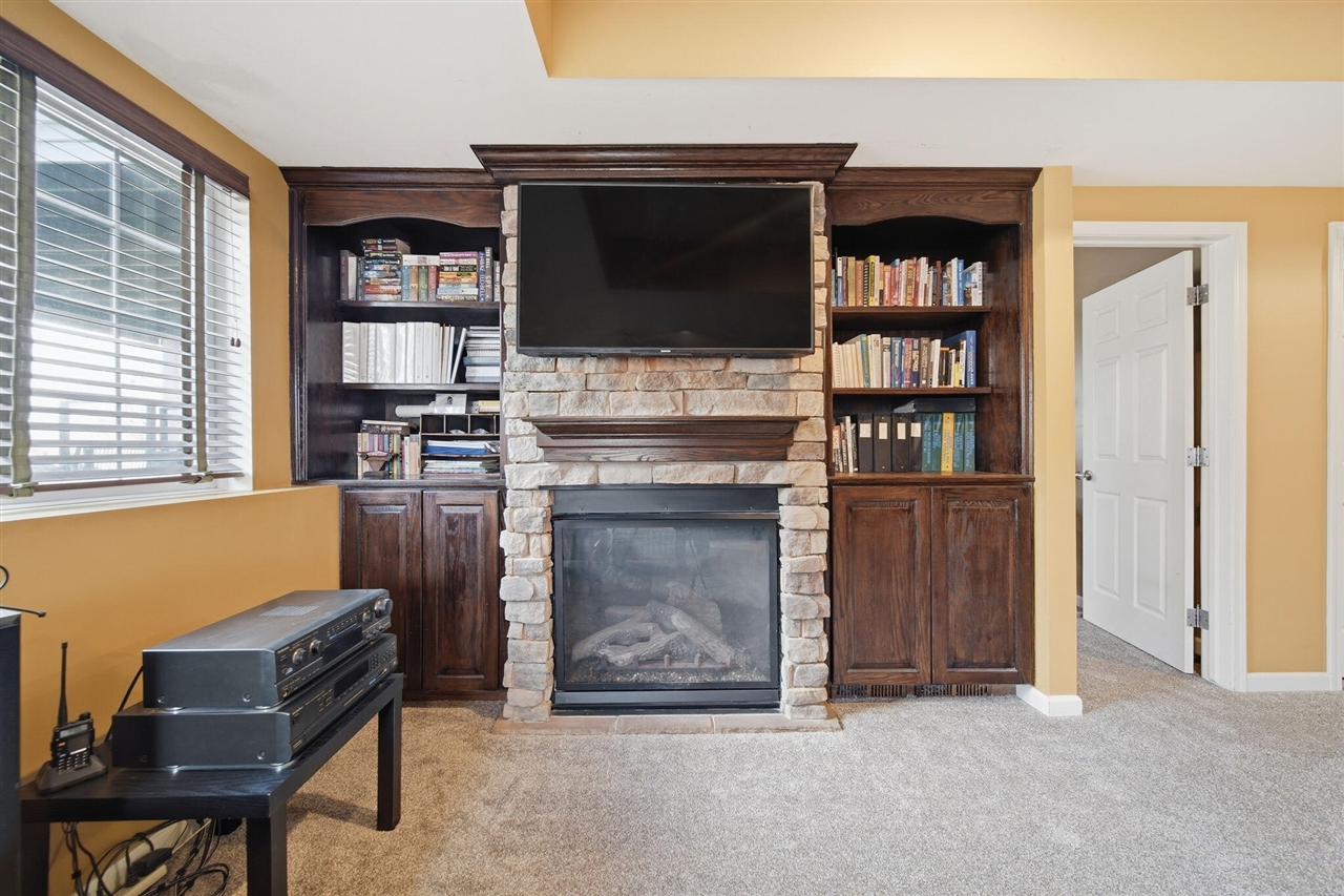 603 Jefferson Lane, Milan, MI, 48160-1194