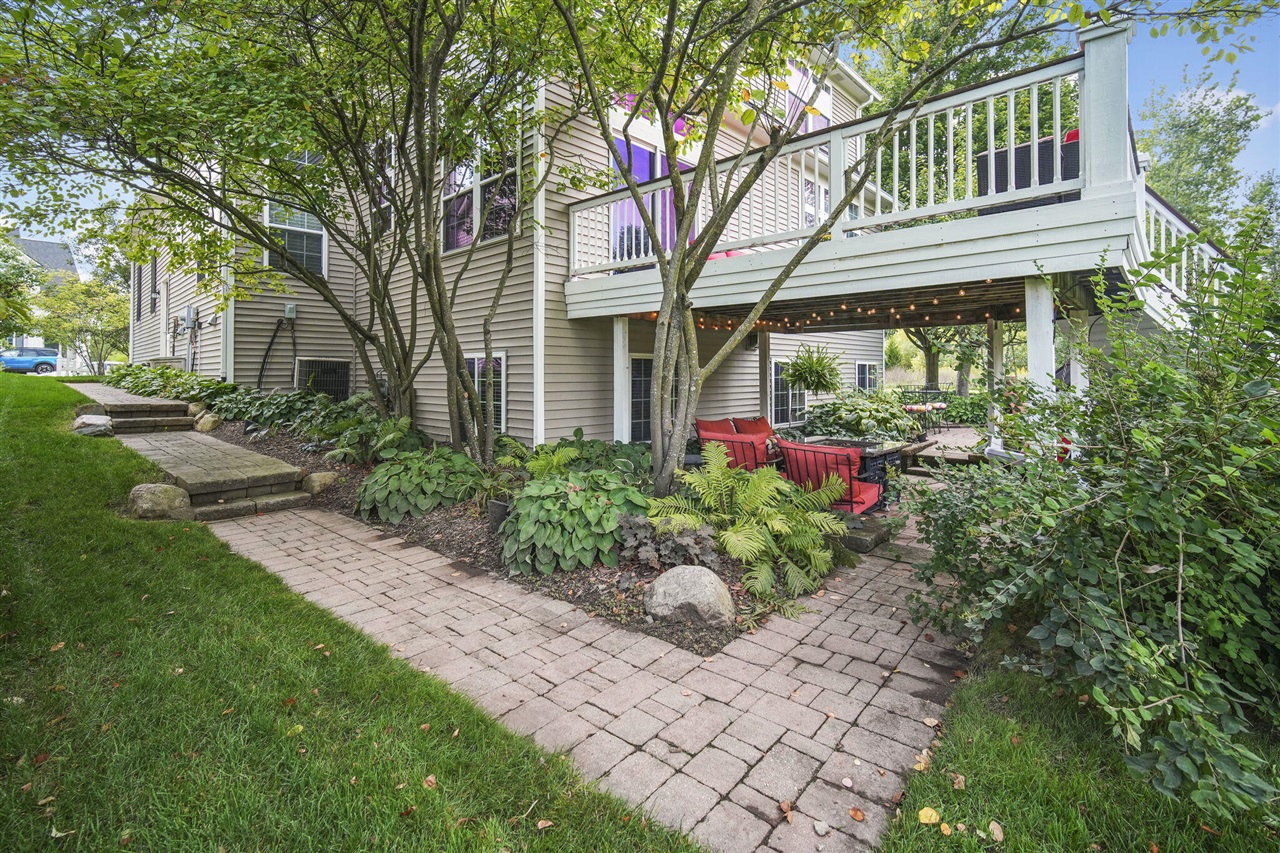 603 Jefferson Lane, Milan, MI, 48160-1194