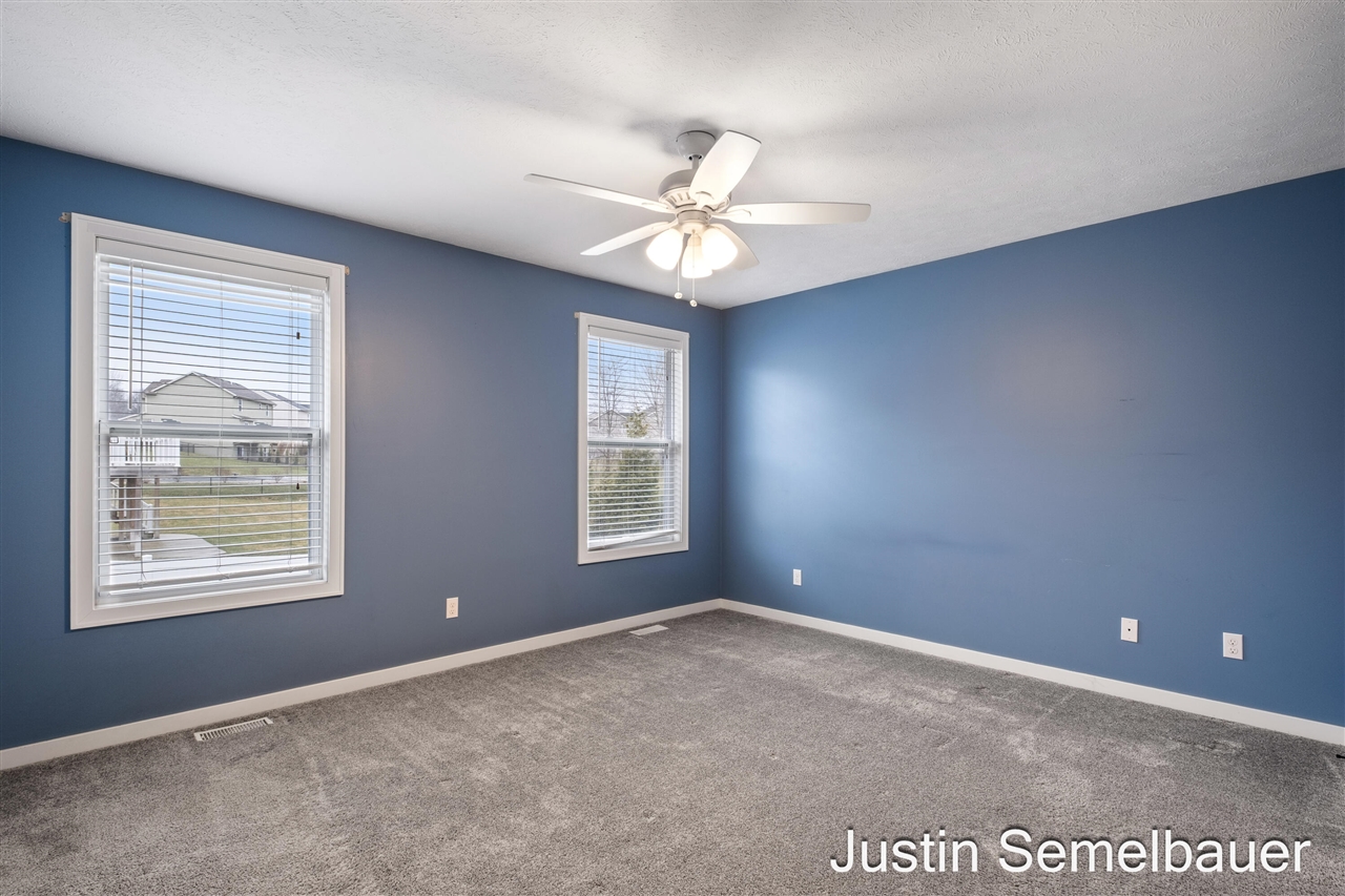 Caledonia, MI, 49316-7524