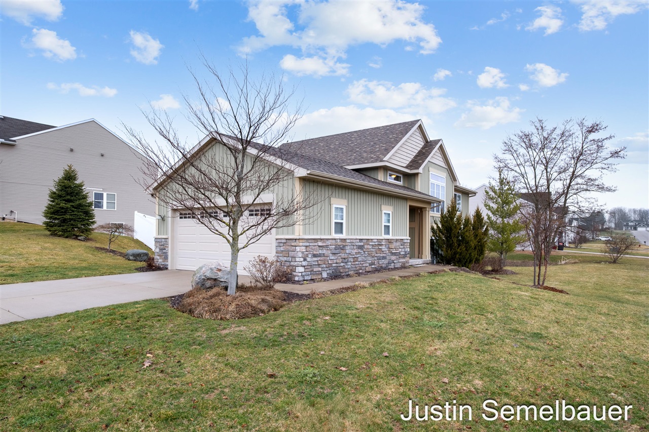 Caledonia, MI, 49316-7524