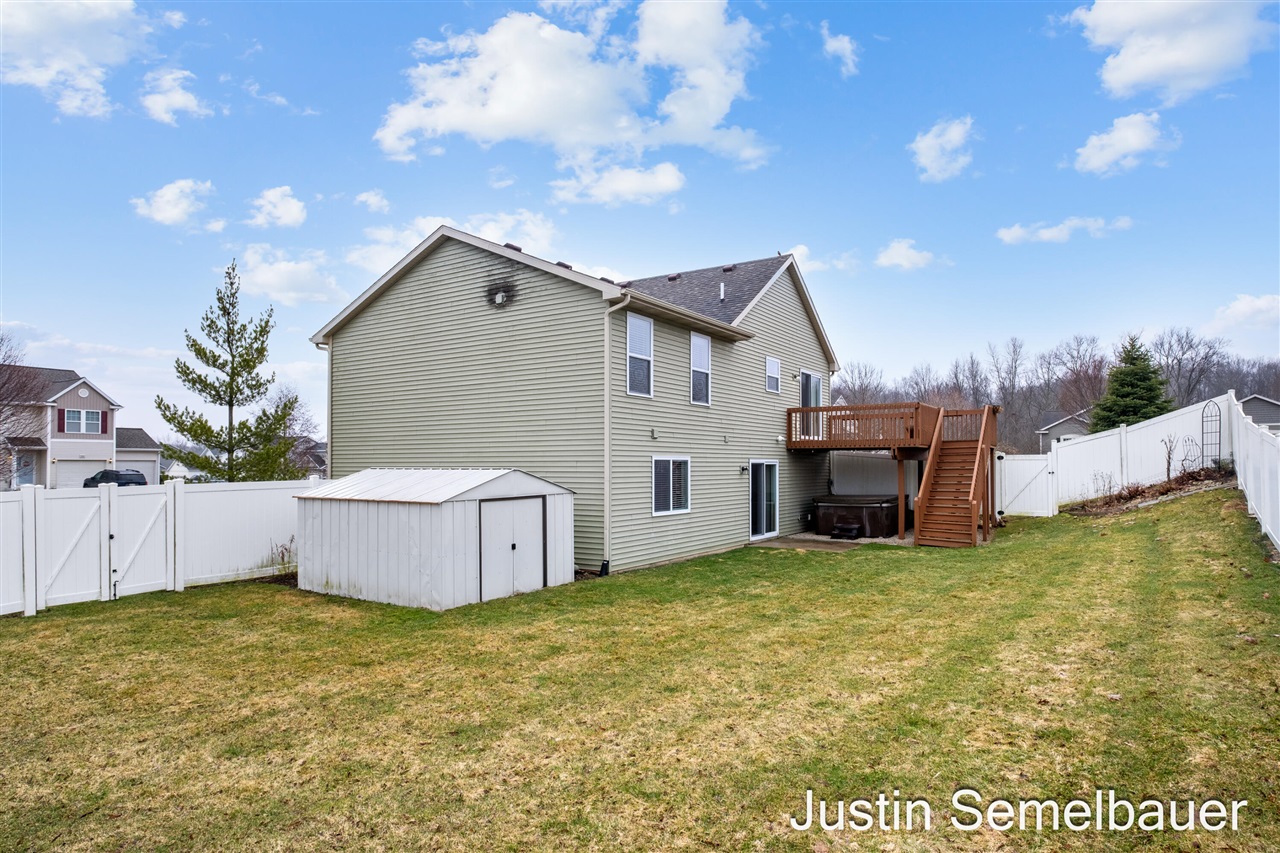 Caledonia, MI, 49316-7524