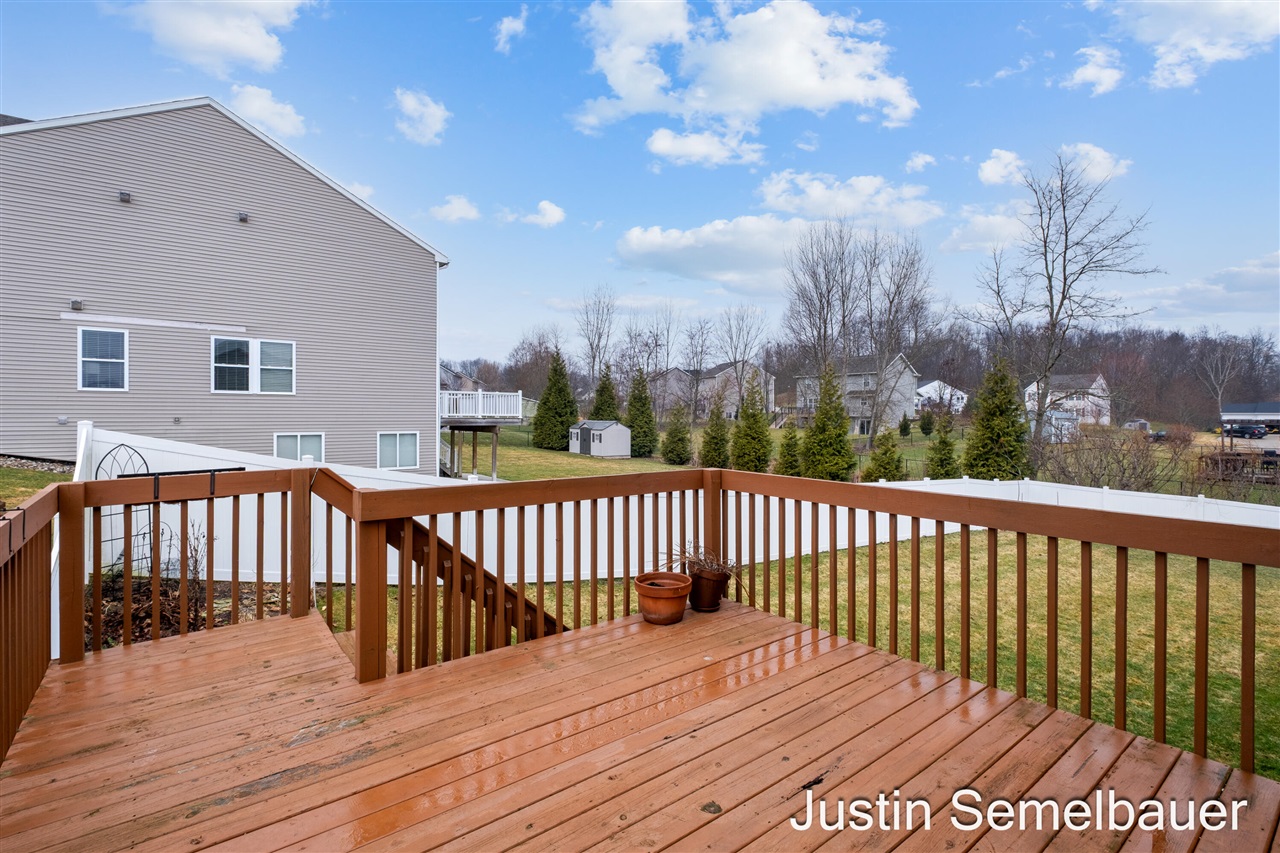 Caledonia, MI, 49316-7524