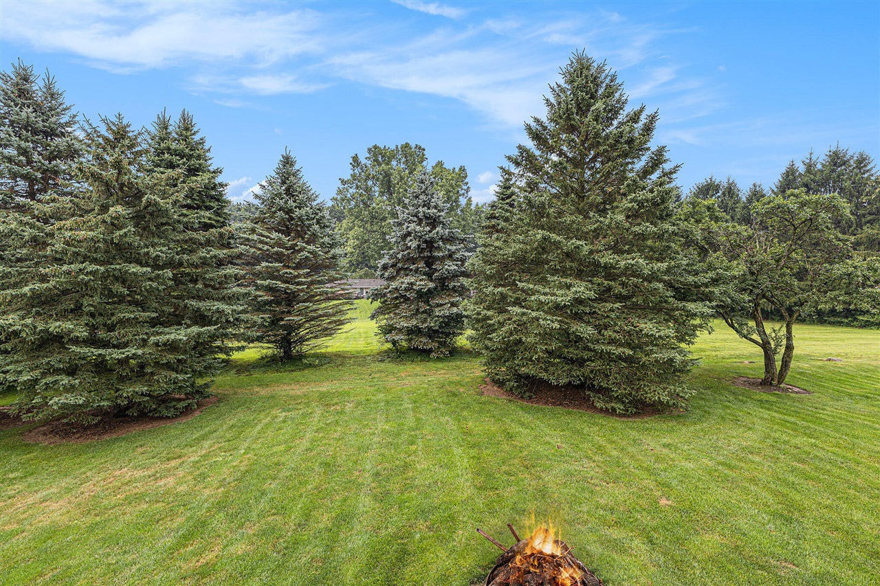 4849 Indian Creek Drive, Jackson, MI, 49201-7903