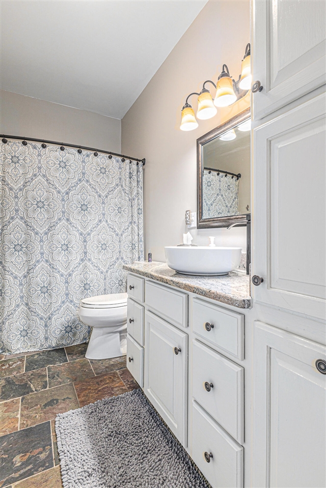 4849 Indian Creek Drive, Jackson, MI, 49201-7903