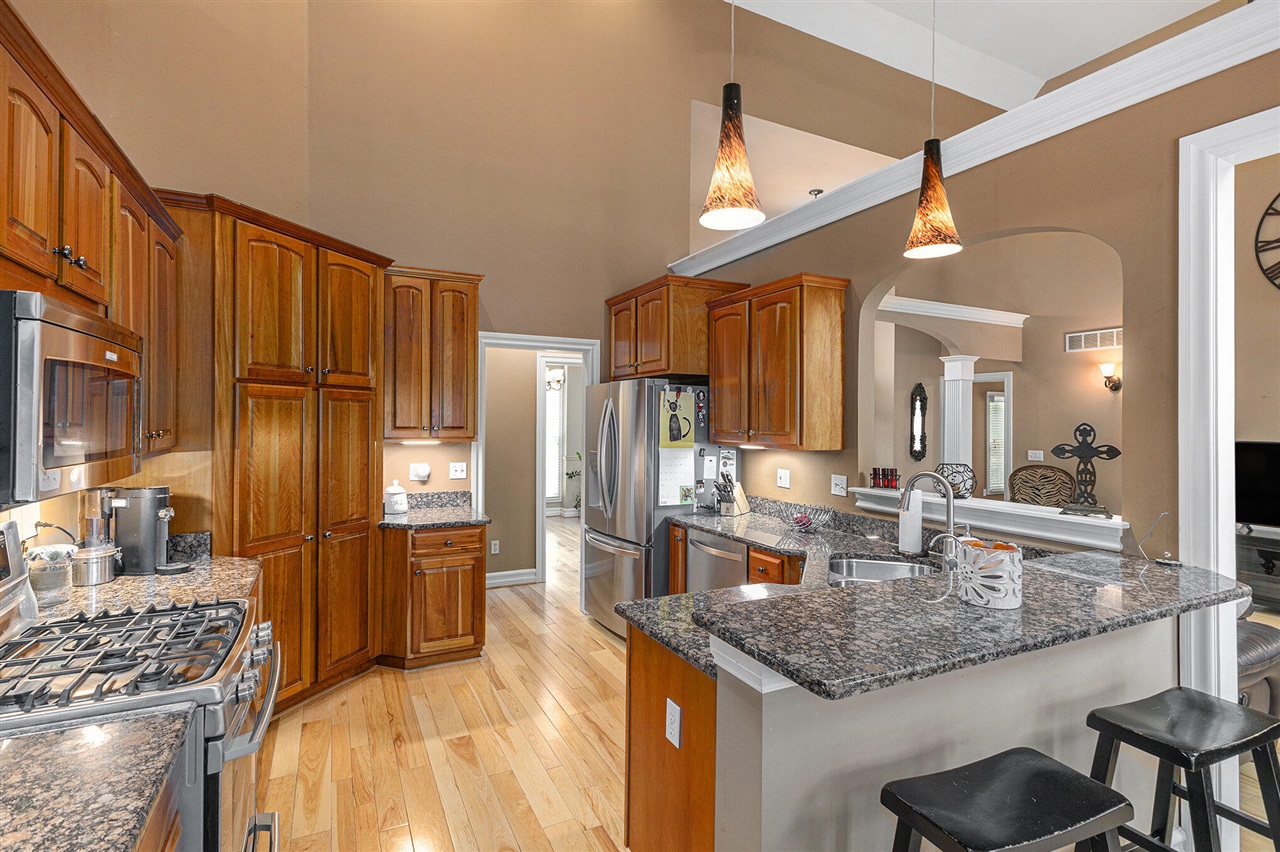 4849 Indian Creek Drive, Jackson, MI, 49201-7903