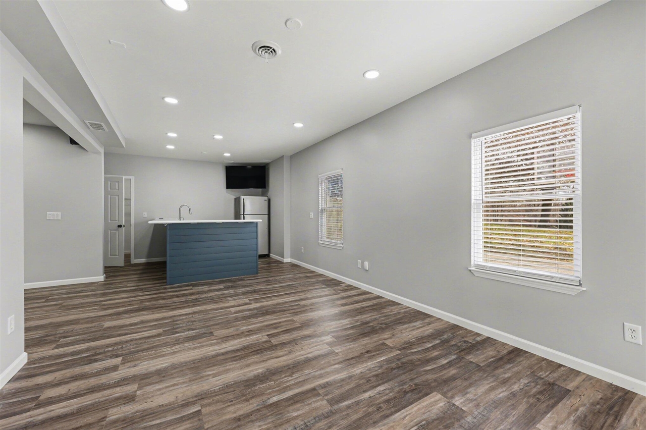 4849 Indian Creek Drive, Jackson, MI, 49201-7903