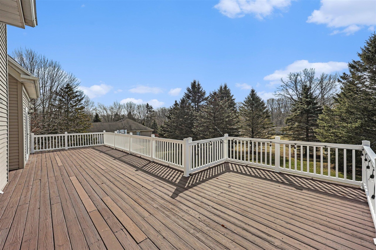 4849 Indian Creek Drive, Jackson, MI, 49201-7903