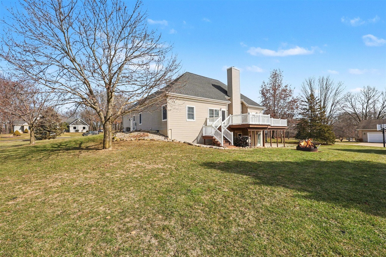 4849 Indian Creek Drive, Jackson, MI, 49201-7903