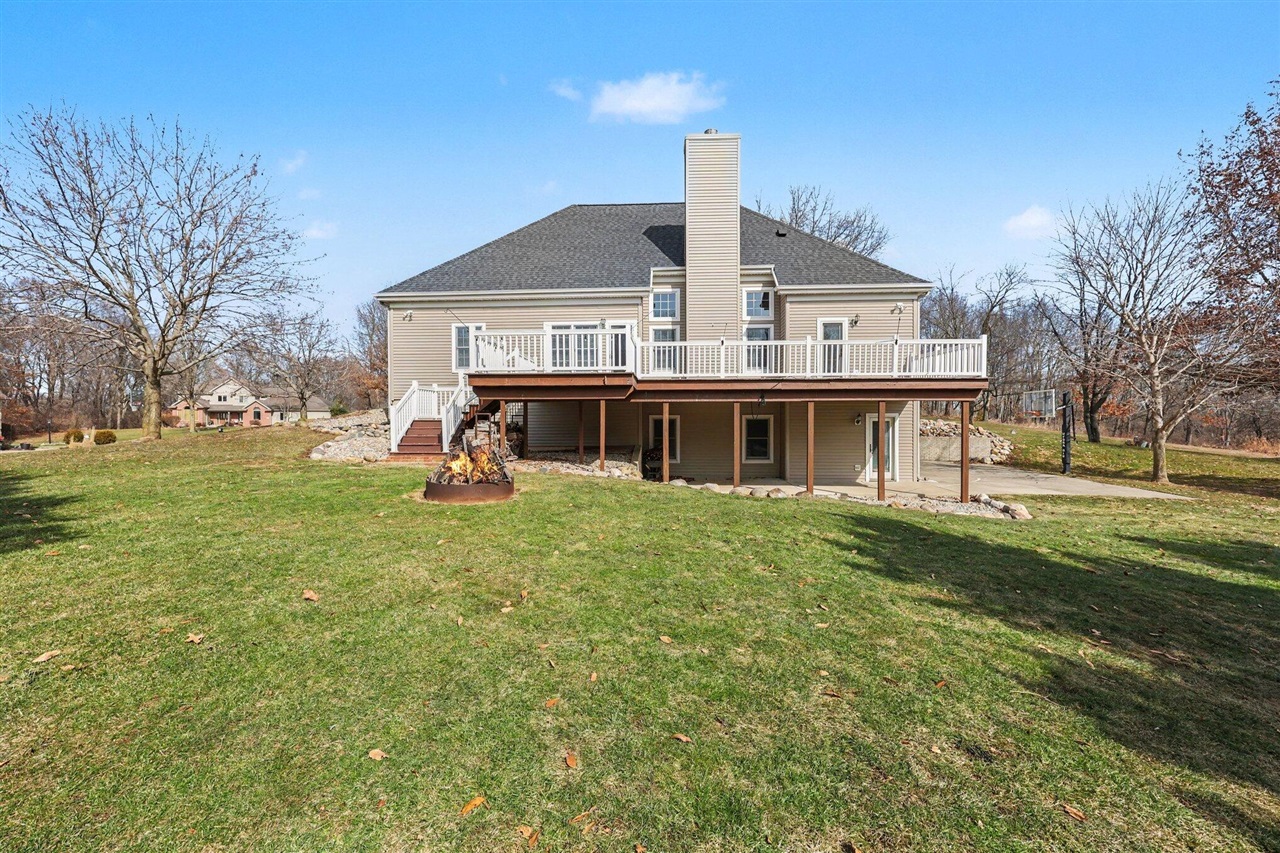 4849 Indian Creek Drive, Jackson, MI, 49201-7903