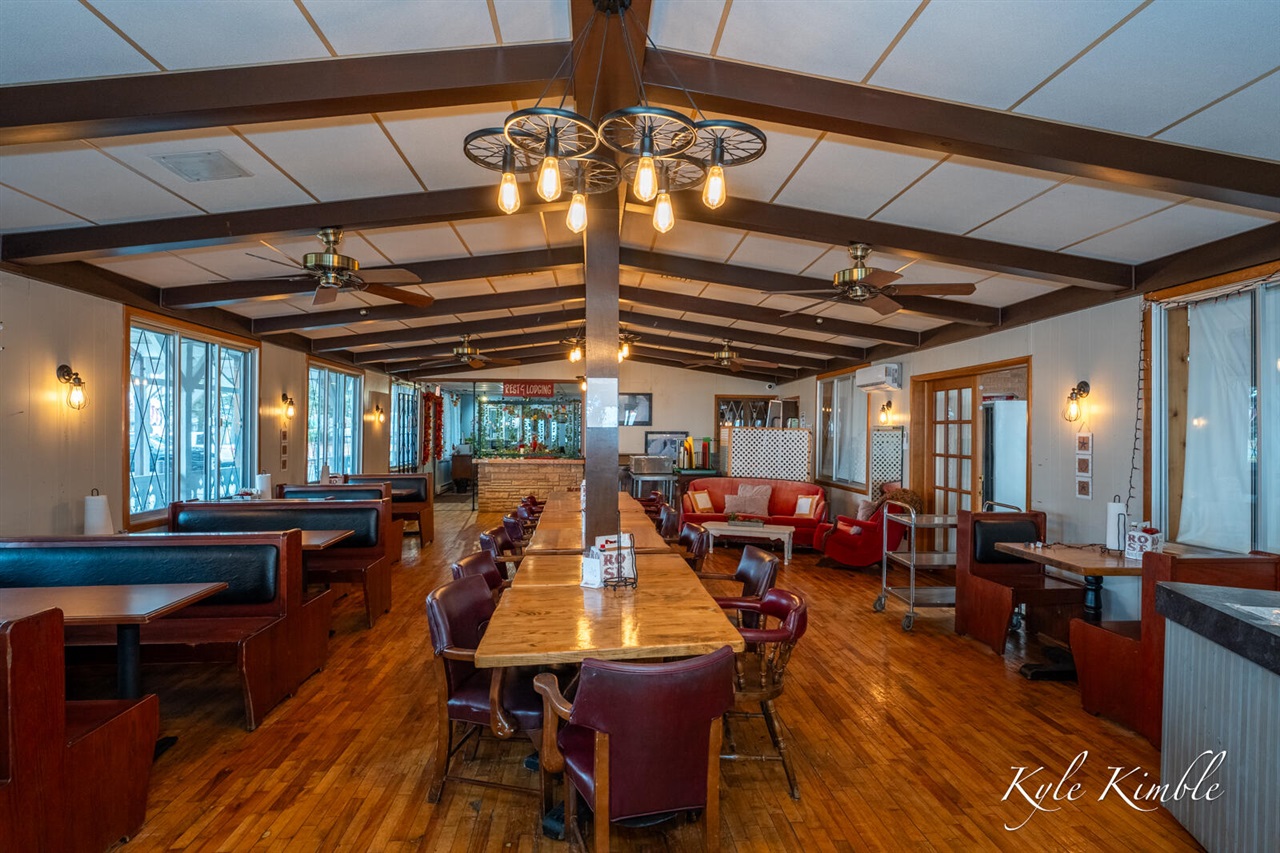 104 W Houghton Lake Drive, Prudenville, MI, 48651-8407