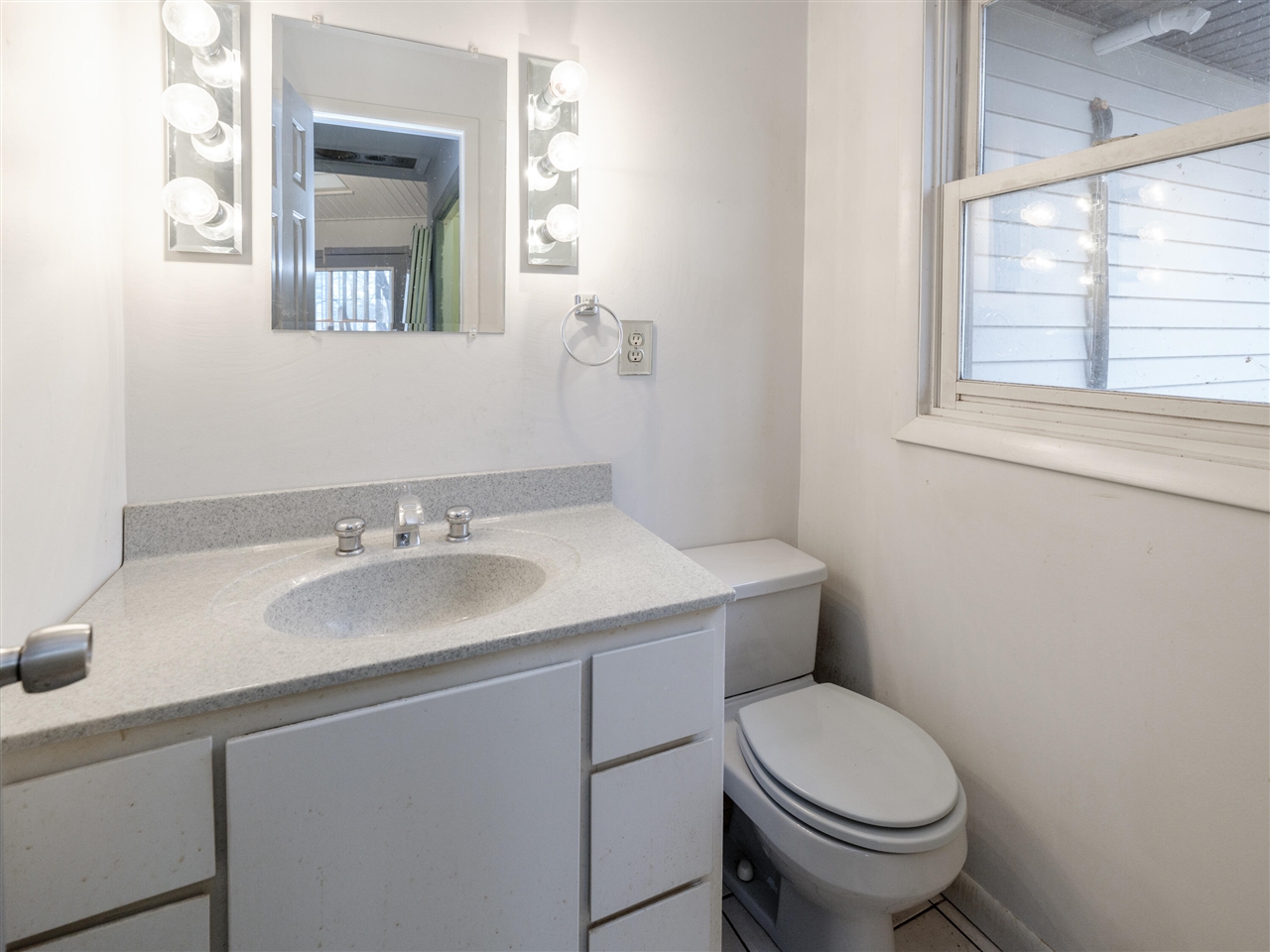 22431 Paulson Road, Gobles, MI, 49055