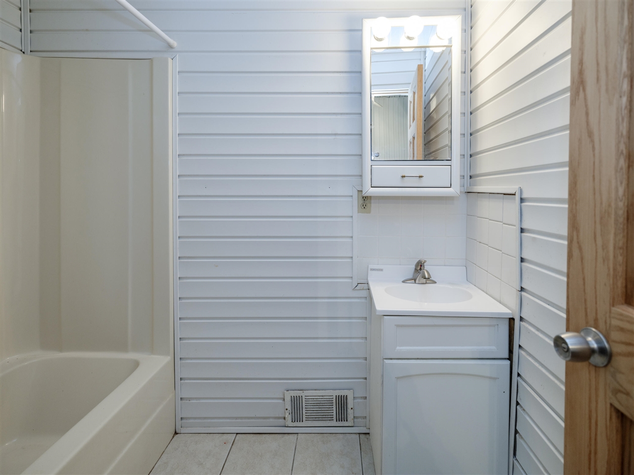 22431 Paulson Road, Gobles, MI, 49055