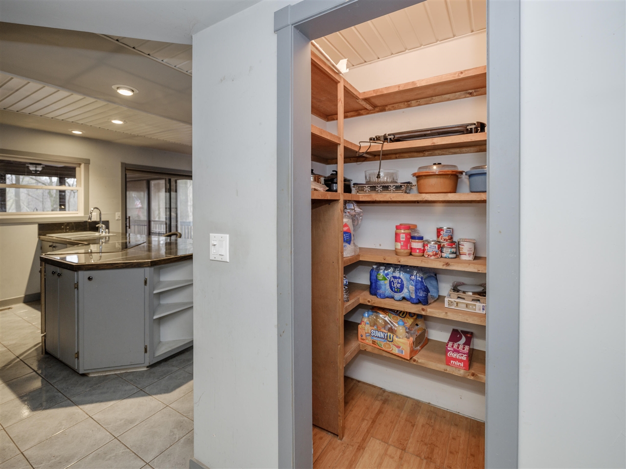 22431 Paulson Road, Gobles, MI, 49055