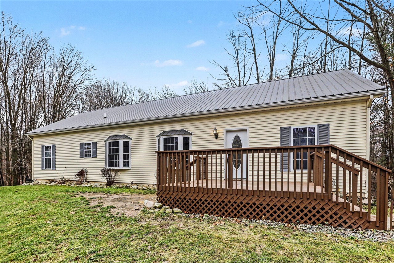 Homes for sale in Delton, MI | 7445 Herman Dr, Delton, MI 49046 | MLS# 70519037