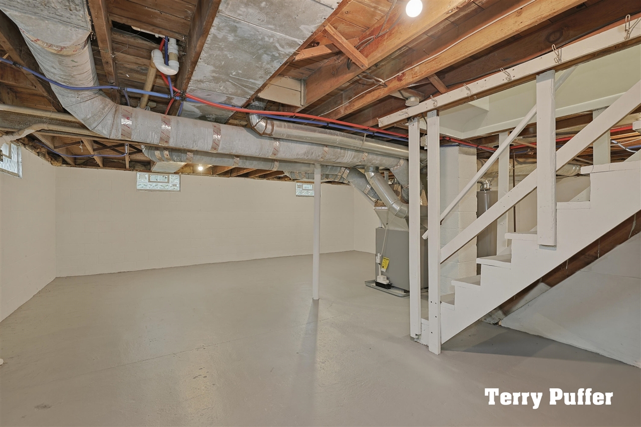 825 Stevens Street, Muskegon, MI, 49442-2125