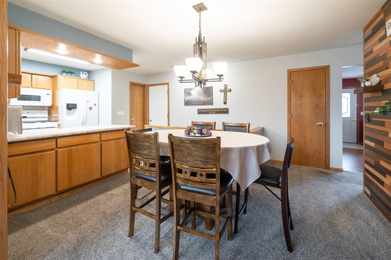 3351 Perry Avenue, Wyoming, MI, 49519-3233