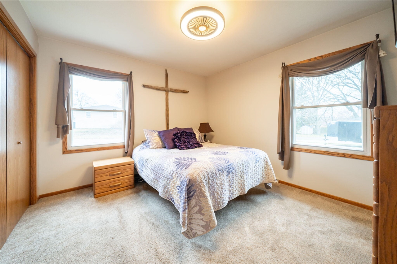 3351 Perry Avenue, Wyoming, MI, 49519-3233