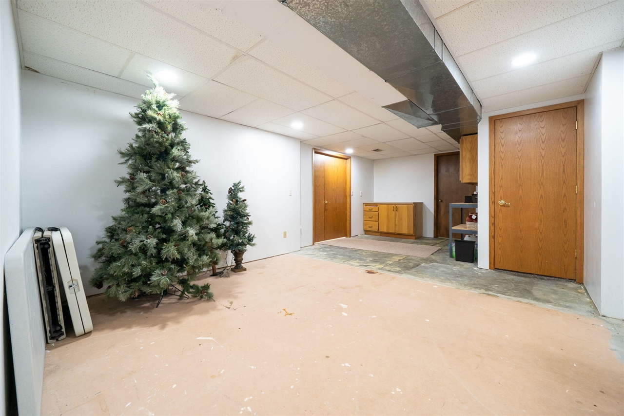 3351 Perry Avenue, Wyoming, MI, 49519-3233