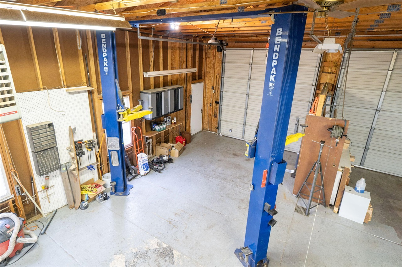 3351 Perry Avenue, Wyoming, MI, 49519-3233