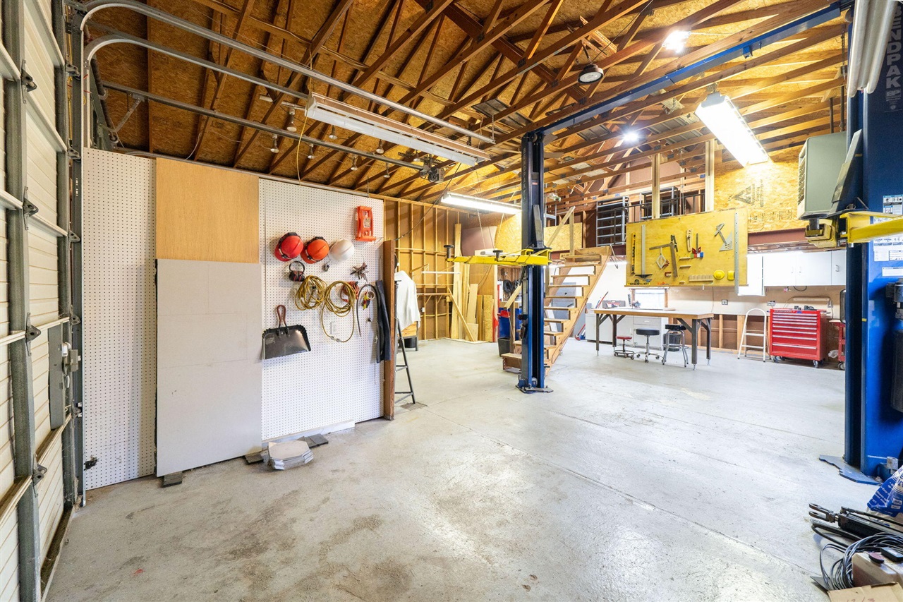 3351 Perry Avenue, Wyoming, MI, 49519-3233