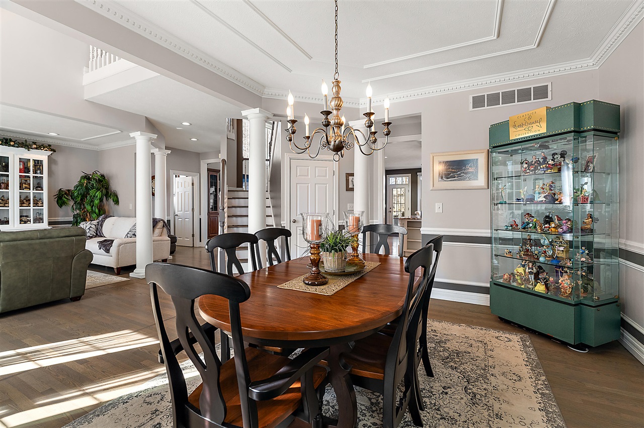 5052 S Dickinson Court, Saint Joseph, MI, 49085-8692