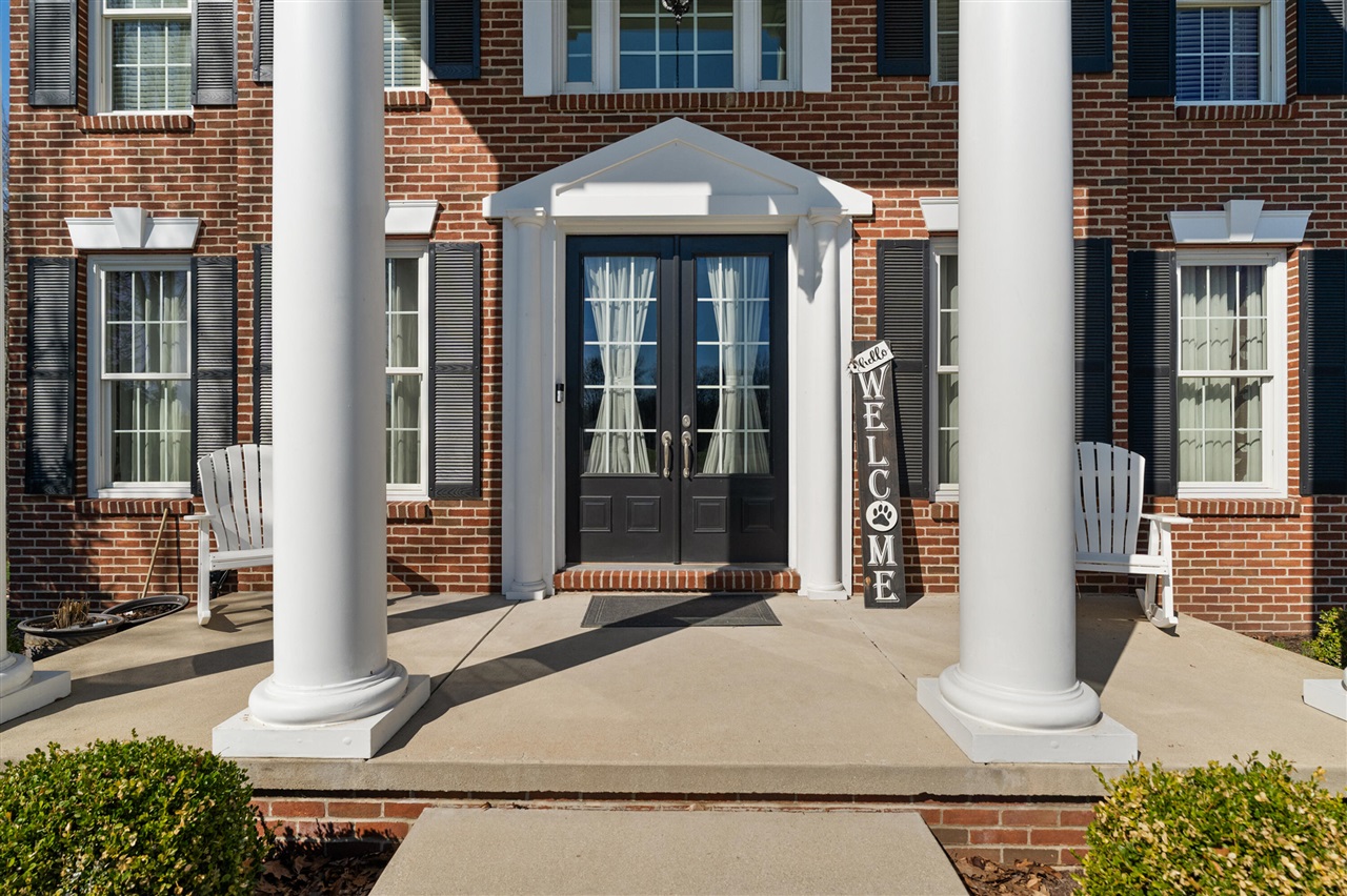 5052 S Dickinson Court, Saint Joseph, MI, 49085-8692