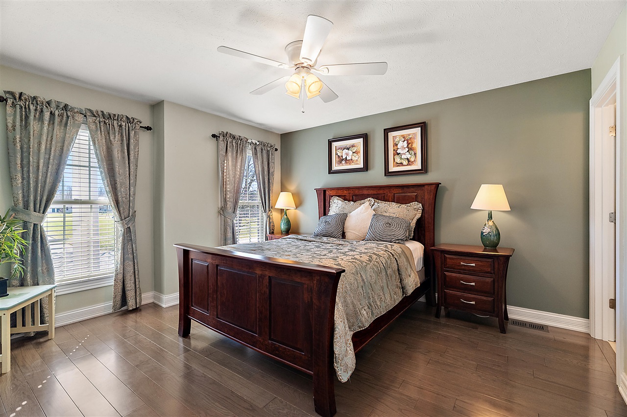 5052 S Dickinson Court, Saint Joseph, MI, 49085-8692