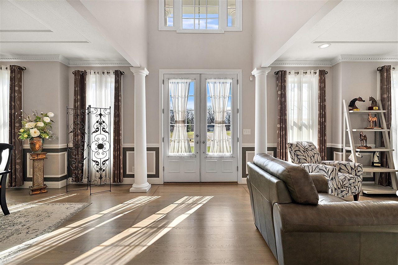 5052 S Dickinson Court, Saint Joseph, MI, 49085-8692