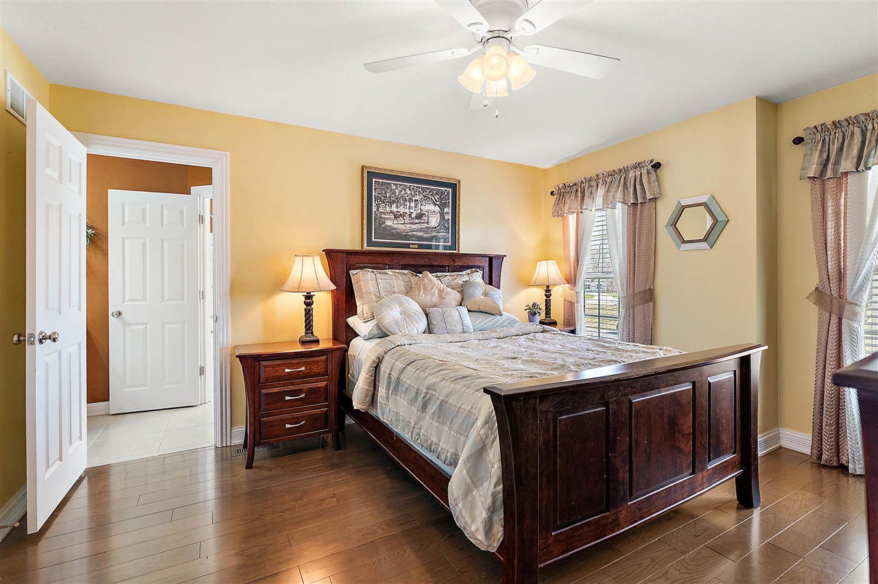 5052 S Dickinson Court, Saint Joseph, MI, 49085-8692