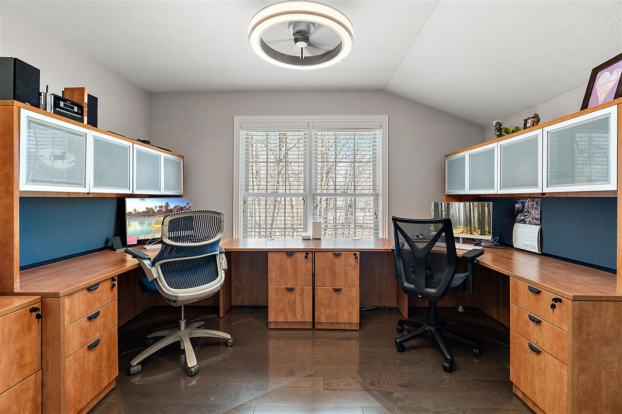 5052 S Dickinson Court, Saint Joseph, MI, 49085-8692