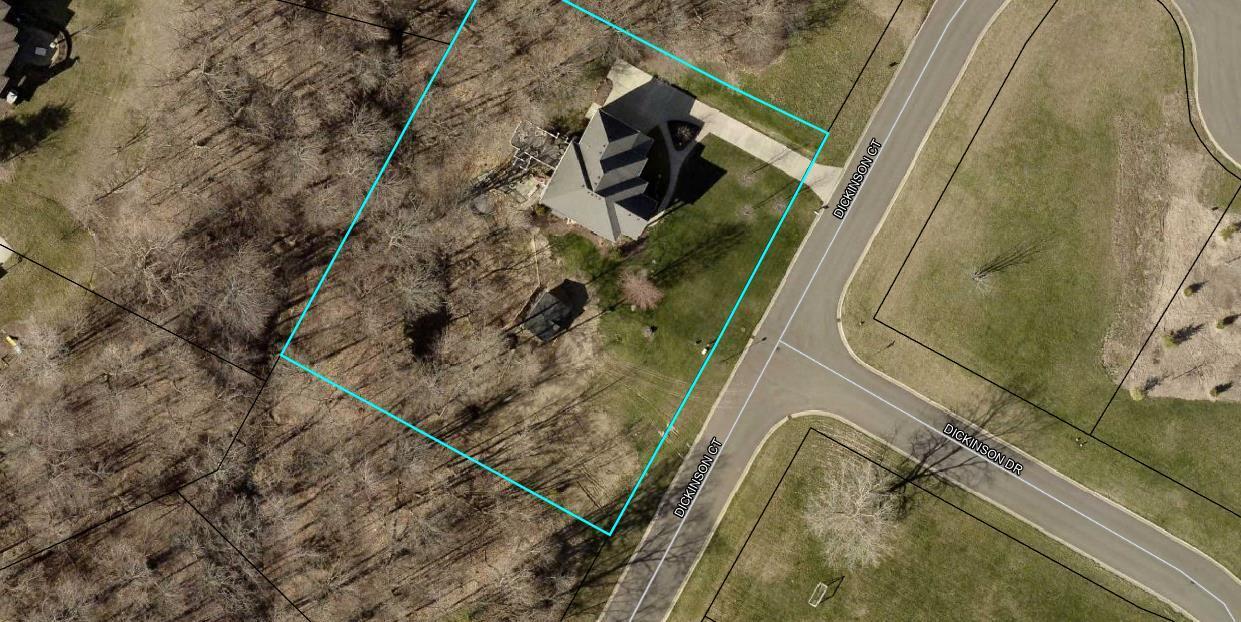 5052 S Dickinson Court, Saint Joseph, MI, 49085-8692