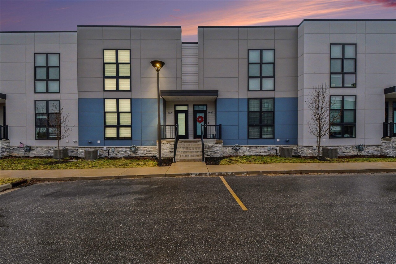 6029 Port View Drive, Grand Rapids, MI, 49512-9667