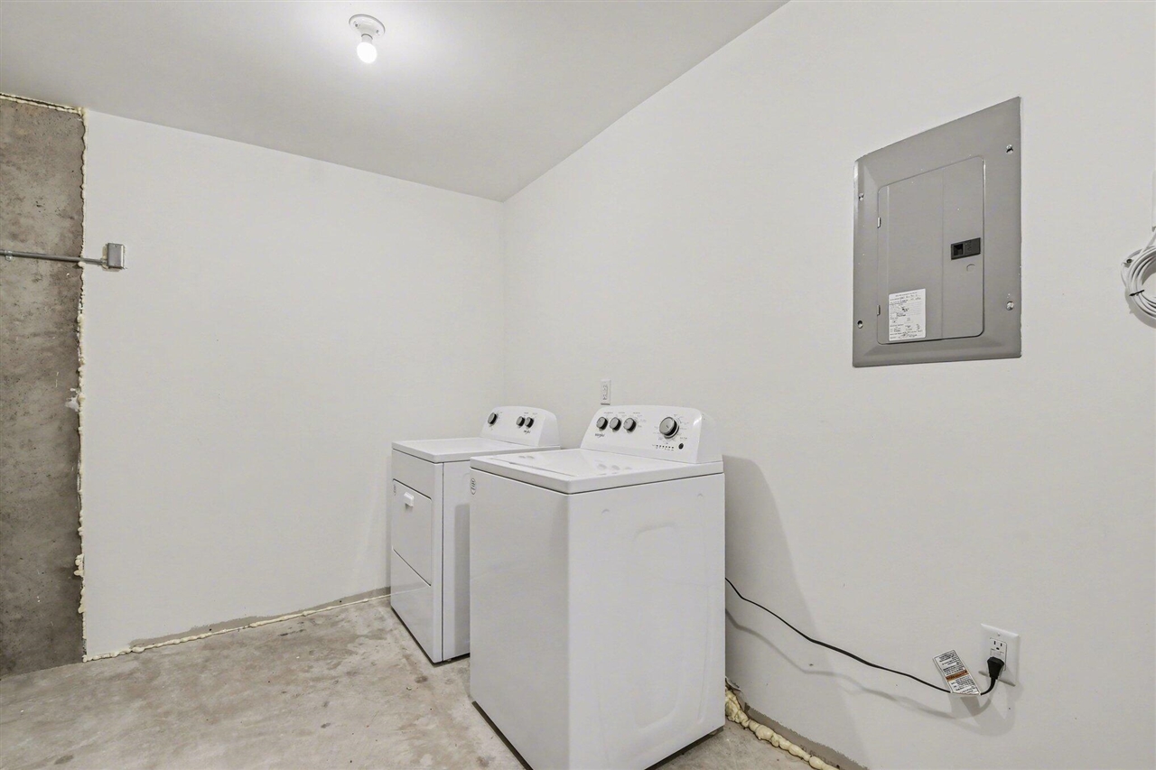 6029 Port View Drive, Grand Rapids, MI, 49512-9667