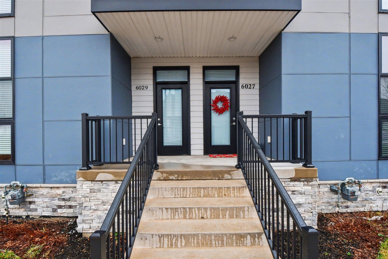 6029 Port View Drive, Grand Rapids, MI, 49512-9667