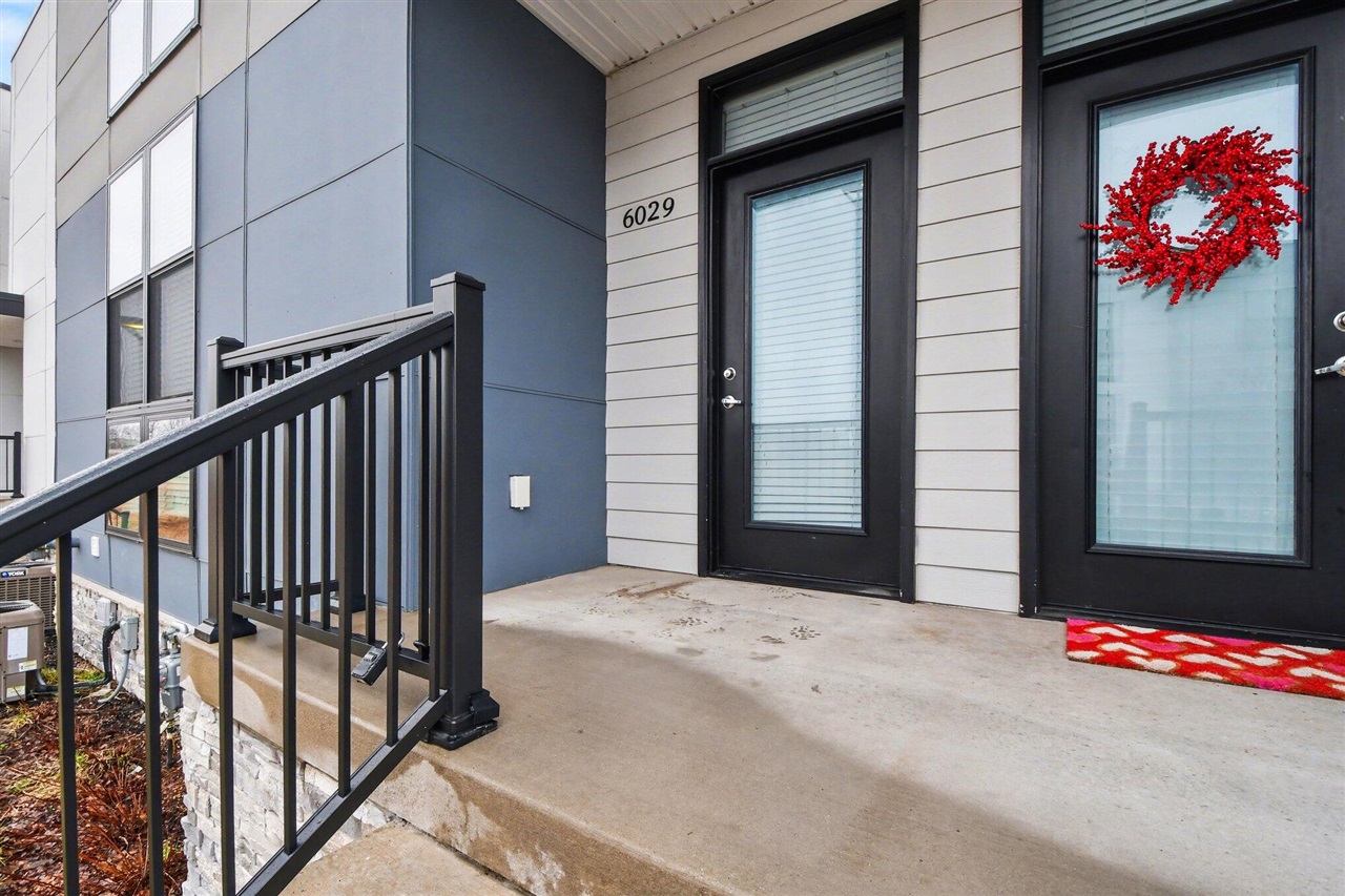 6029 Port View Drive, Grand Rapids, MI, 49512-9667