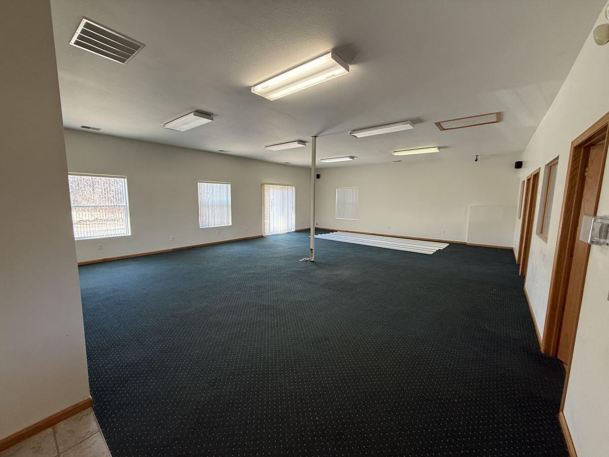 27581 M 43, Paw Paw, MI, 49079-9439