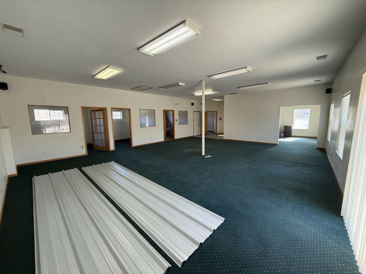 27581 M 43, Paw Paw, MI, 49079-9439