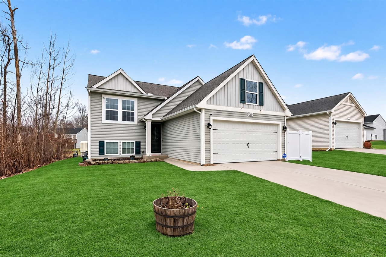 72157 Beacon Court, South Haven, MI, 49090-7902