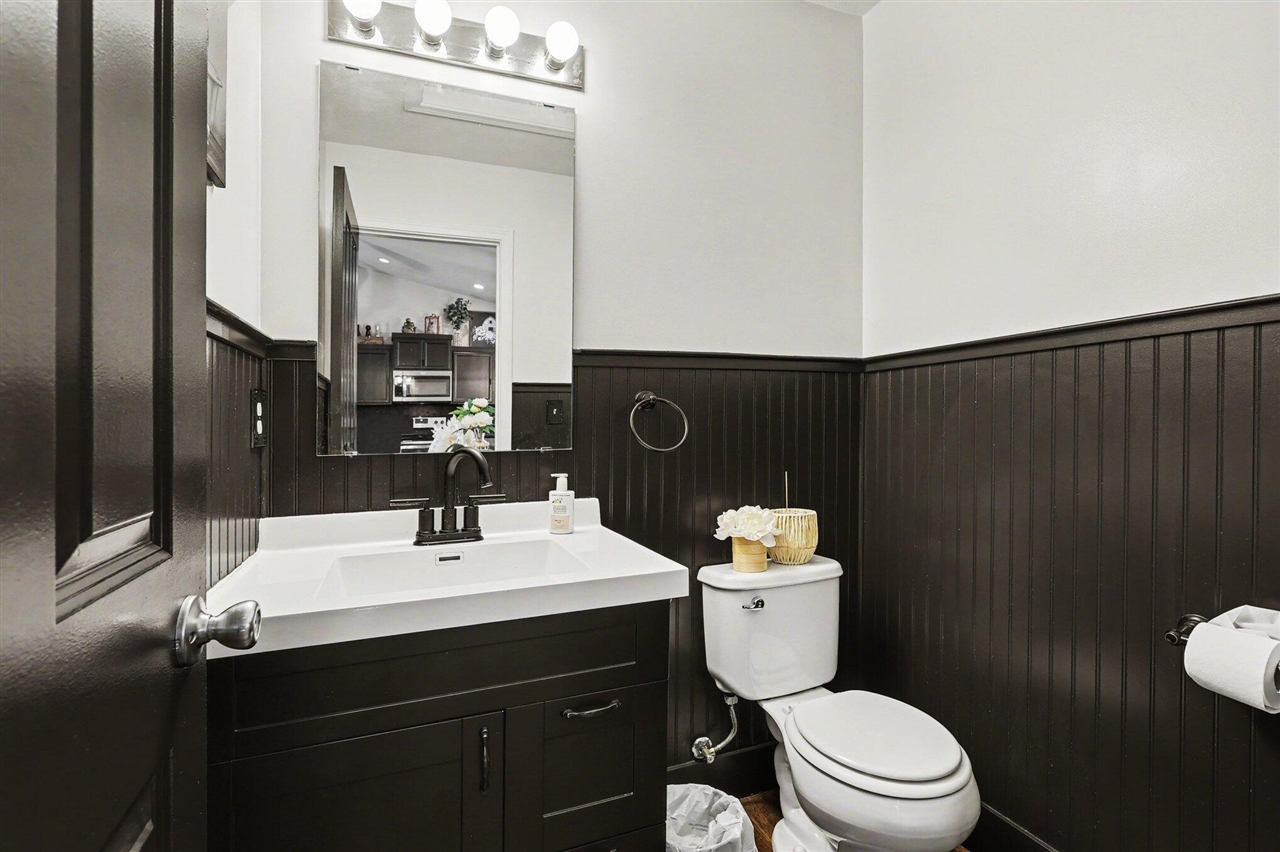 72157 Beacon Court, South Haven, MI, 49090-7902