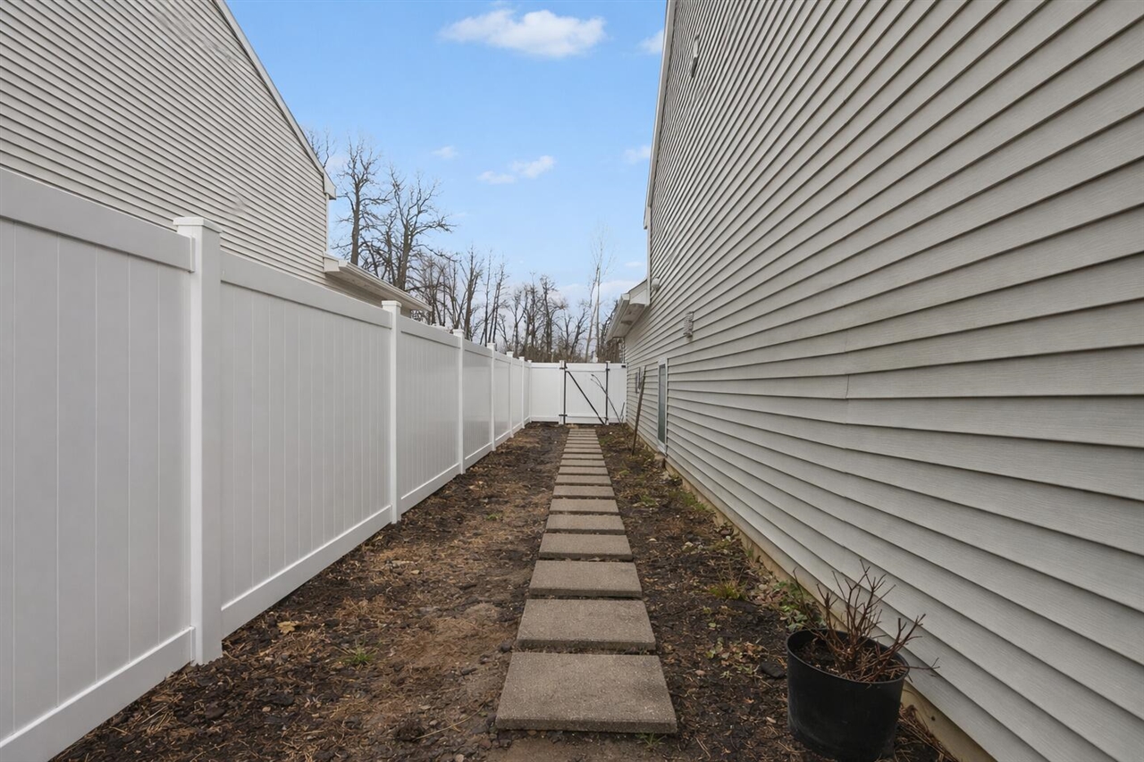 72157 Beacon Court, South Haven, MI, 49090-7902