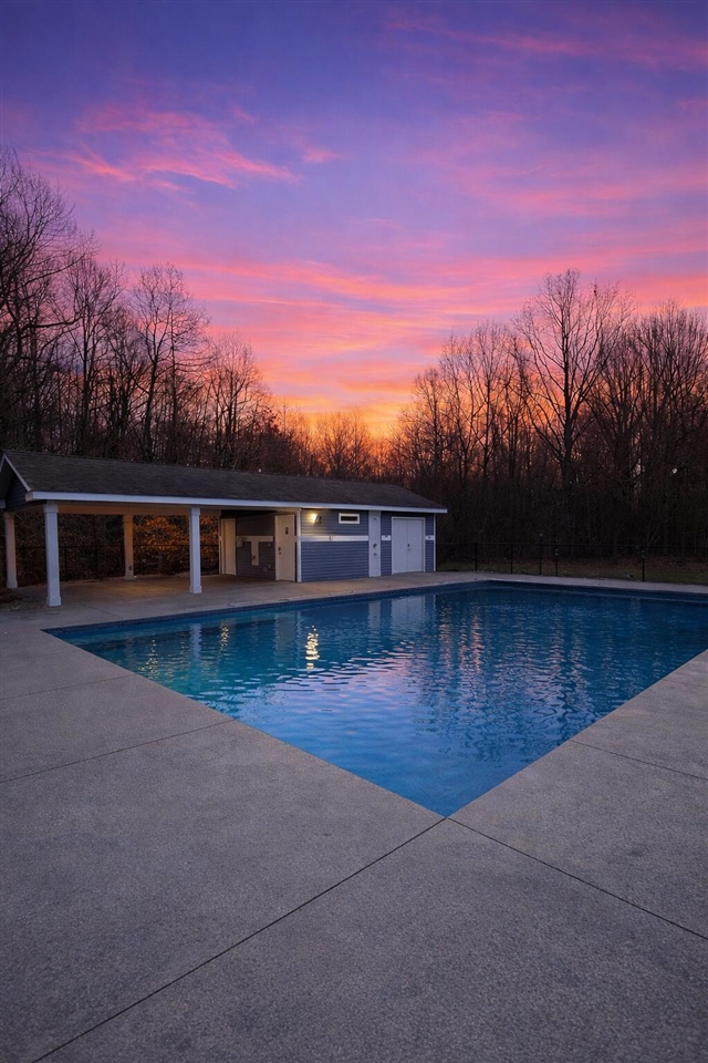 72157 Beacon Court, South Haven, MI, 49090-7902