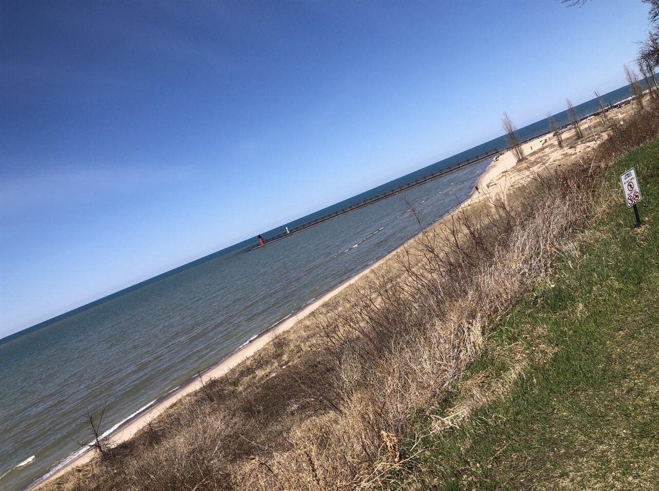 72157 Beacon Court, South Haven, MI, 49090-7902