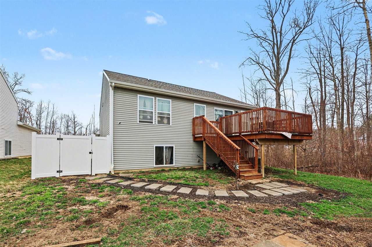 72157 Beacon Court, South Haven, MI, 49090-7902