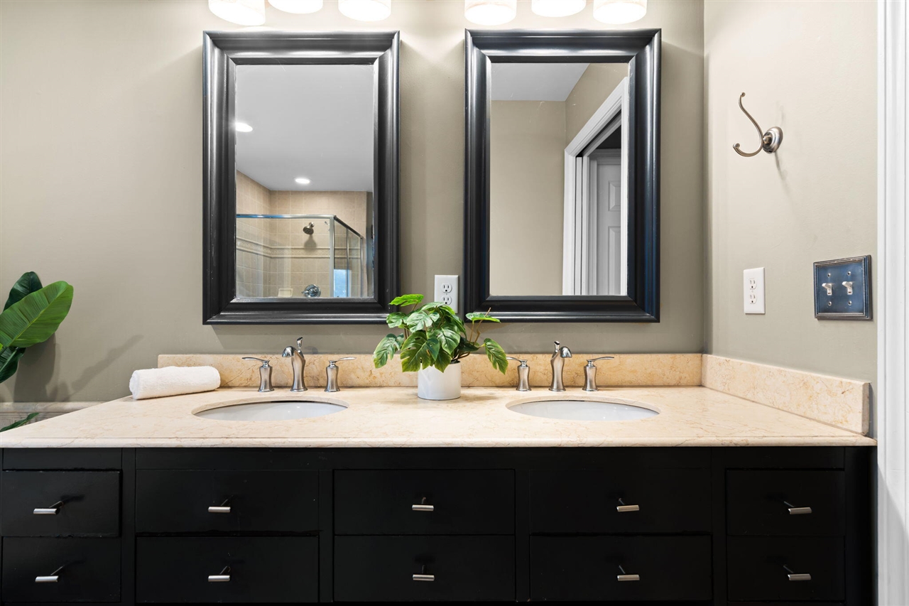 873 Fairway Park Drive, Ann Arbor, MI, 48103-8965