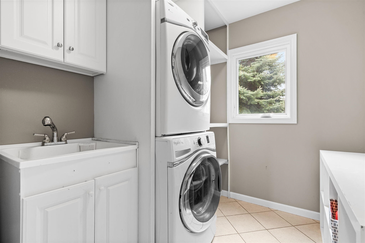 873 Fairway Park Drive, Ann Arbor, MI, 48103-8965