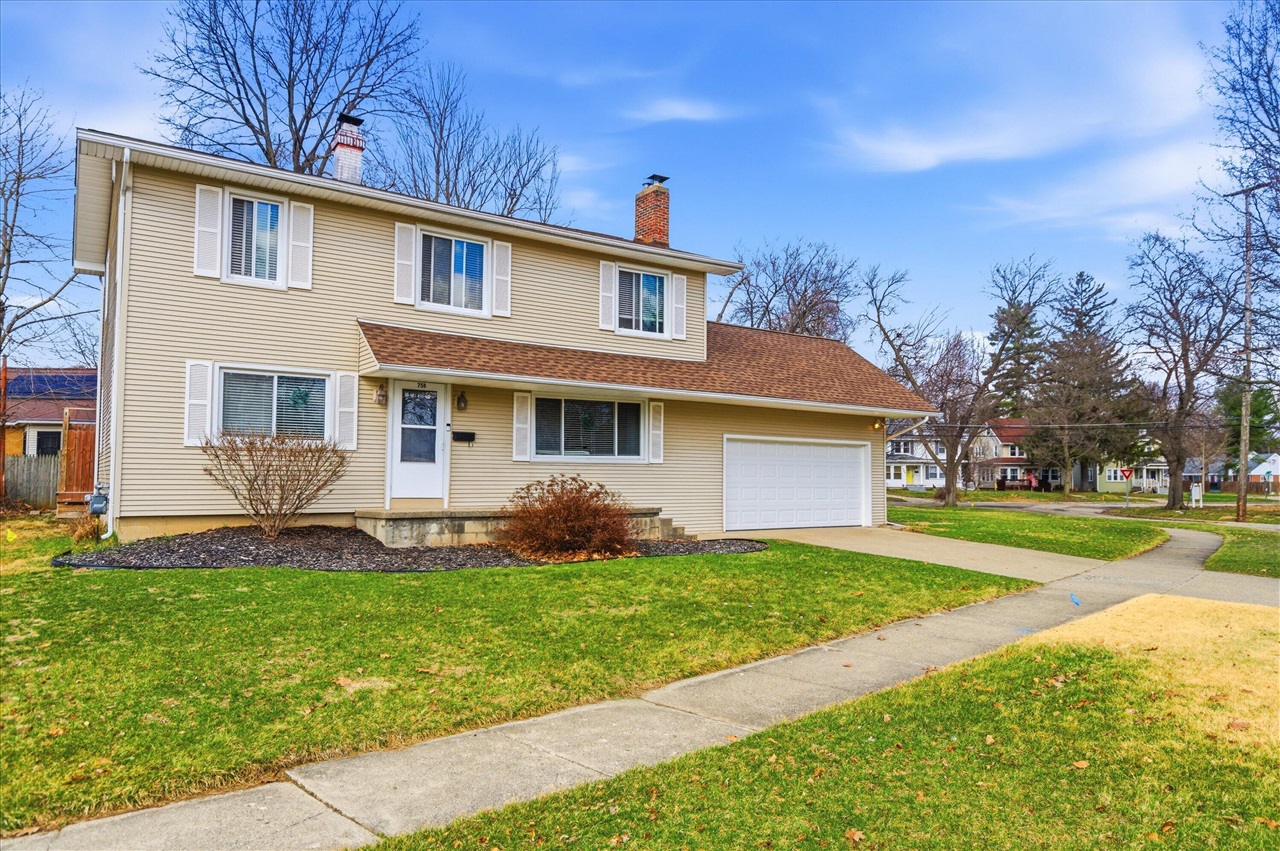 11 Faust Court, Ann Arbor, MI, 48108 2516