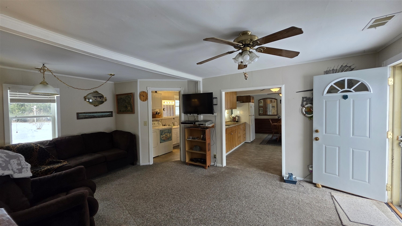 14 S 5th Street, Morley, MI, 49336-8003